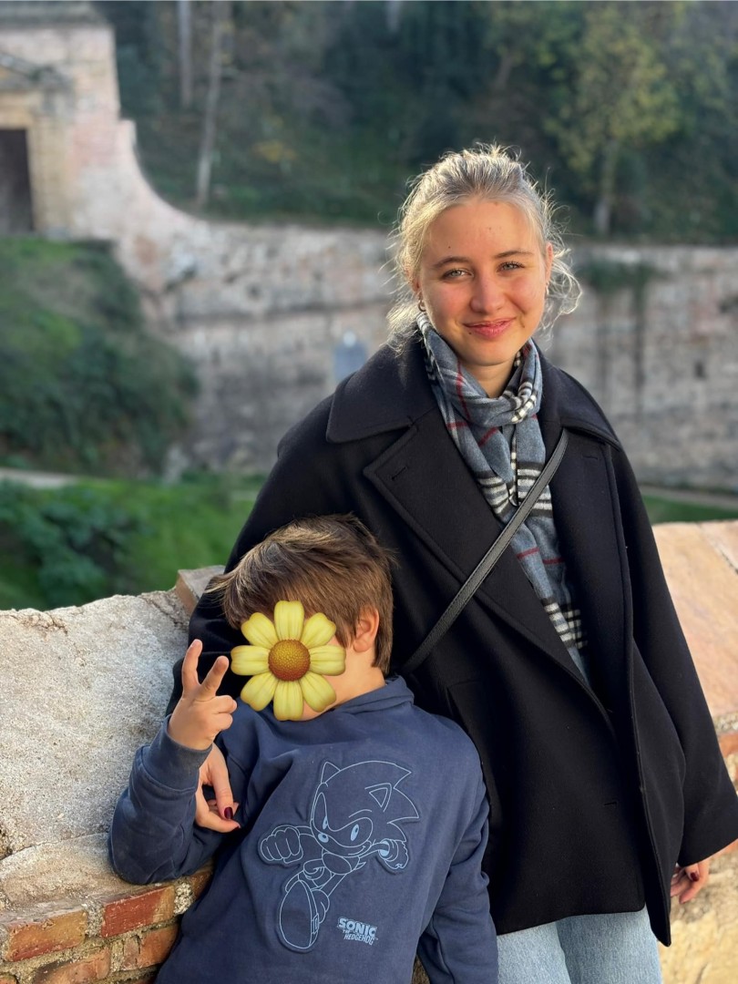Szofi au pair programja Spanyolországban_gyerekekkel játék
